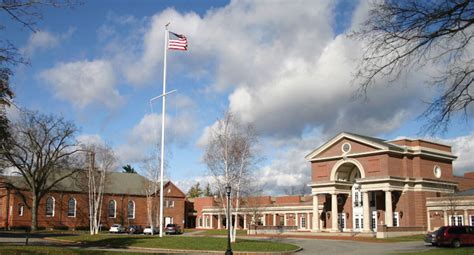 Hotchkiss connecticut - Aug 18, 2018 · A report published Friday documents a number of instances of sexual abuse from the mid-1970s to late 1980s at the Hotchkiss School. LAKEVILLE, CT — A new report finds that at least seven former ... 